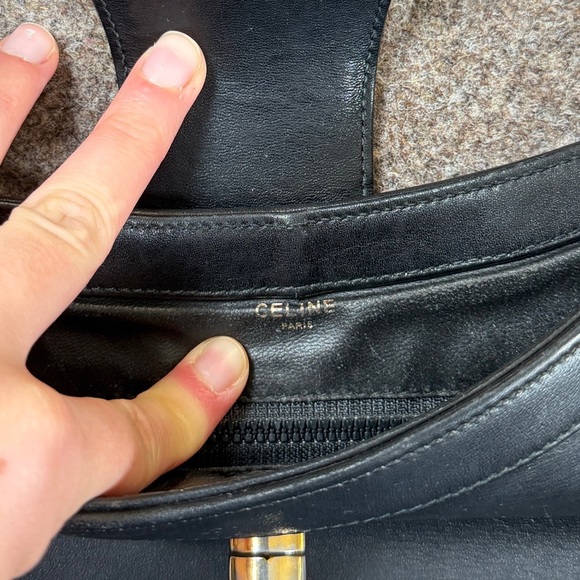 Vintage 80s Celine Black Smooth Leather Hobo Shoulder Bag Gold-Toned Hardware - Picture 10 of 15